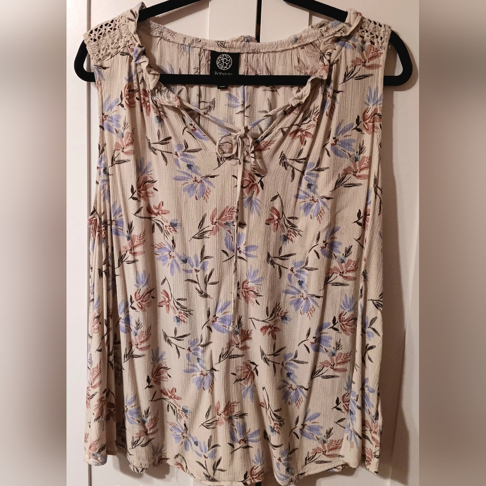 Womens boho sleeveless blouse